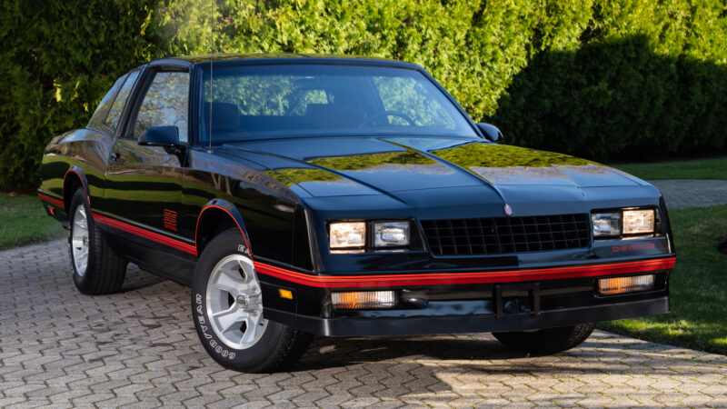 745-Mile 1987 Chevrolet Monte Carlo SS AEROCOUPE