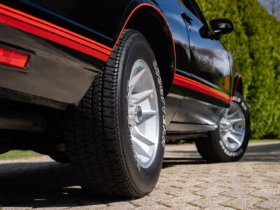 745-Mile 1987 Chevrolet Monte Carlo SS AEROCOUPE Photo Gallery — Photo 133
