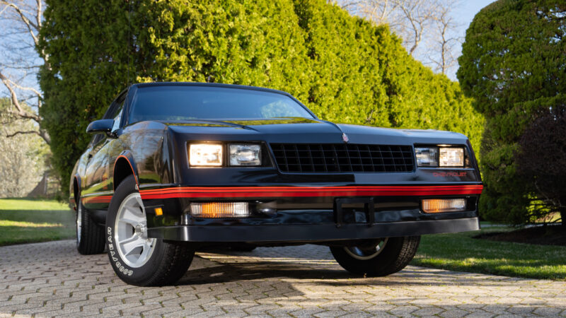 745-Mile 1987 Chevrolet Monte Carlo SS AEROCOUPE