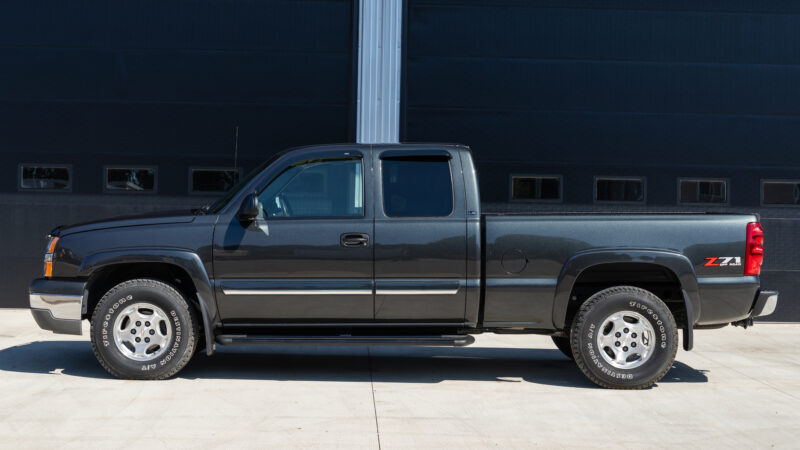 2K-Mile 2003 Chevrolet Silverado 1500 Z71