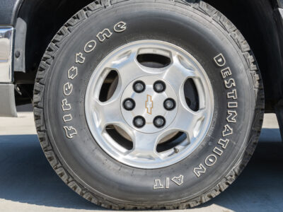 2K-Mile 2003 Chevrolet Silverado 1500 Z71 Photo Gallery — Photo 23