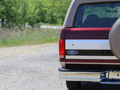 5K-Mile 1996 Ford Bronco Eddie Bauer 5.8L Photo Gallery — Photo 18