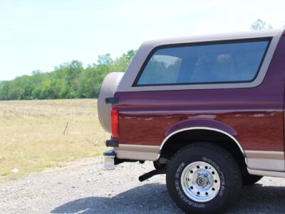 5K-Mile 1996 Ford Bronco Eddie Bauer 5.8L Photo Gallery — Photo 27