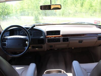 5K-Mile 1996 Ford Bronco Eddie Bauer 5.8L Photo Gallery — Photo 52