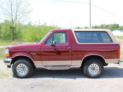 5K-Mile 1996 Ford Bronco Eddie Bauer 5.8L Photo Gallery — Photo 10