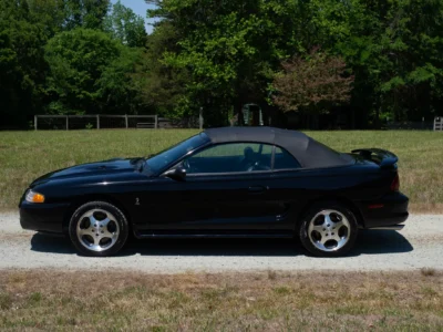 17K-Mile 1997 Ford Mustang SVT Cobra Convertible Photo Gallery — Photo 9