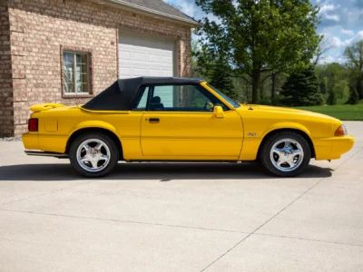 29K-Mile 1993 Ford Mustang Convertible LX Summer Edition 5 Speed Manual Photo Gallery — Photo 17