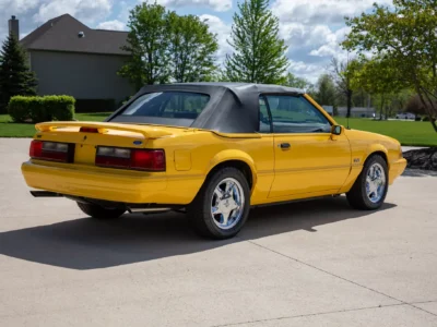 29K-Mile 1993 Ford Mustang Convertible LX Summer Edition 5 Speed Manual Photo Gallery — Photo 16