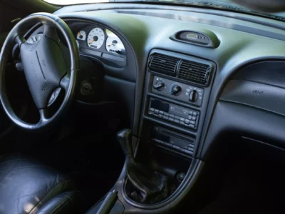 17K-Mile 1997 Ford Mustang SVT Cobra Convertible Photo Gallery — Photo 83