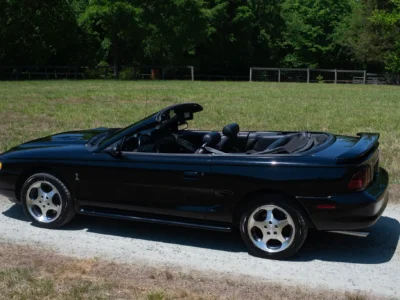 17K-Mile 1997 Ford Mustang SVT Cobra Convertible Photo Gallery — Photo 7