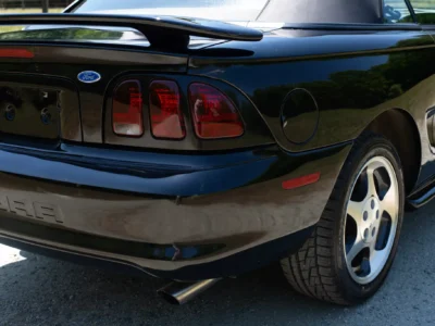 17K-Mile 1997 Ford Mustang SVT Cobra Convertible Photo Gallery — Photo 31