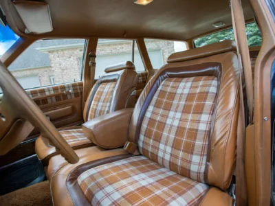 31K-Mile 1977 Plymouth Volare Wagon Photo Gallery — Photo 37