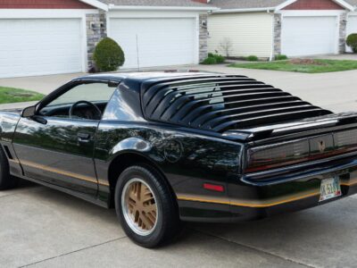 62K-Mile 1985 Pontiac Trans Am Photo Gallery — Photo 10