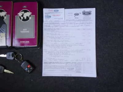 17K-Mile 1997 Ford Mustang SVT Cobra Convertible Photo Gallery — Photo 124
