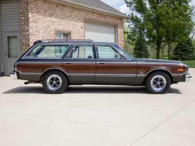 31K-Mile 1977 Plymouth Volare Wagon Photo Gallery — Photo 6