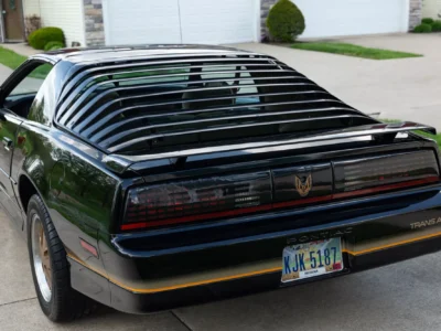 62K-Mile 1985 Pontiac Trans Am Photo Gallery — Photo 11