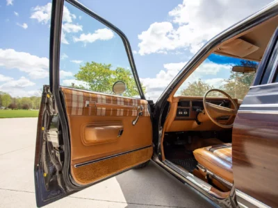 31K-Mile 1977 Plymouth Volare Wagon Photo Gallery — Photo 39