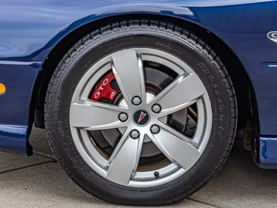 2K-Mile 2005 Pontiac GTO 6 Speed Photo Gallery — Photo 15