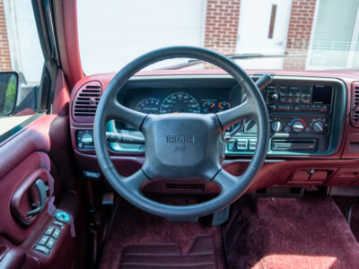 17K-Mile 1999 GMC Yukon 1500 4X4 Photo Gallery — Photo 111