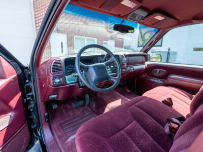 17K-Mile 1999 GMC Yukon 1500 4X4 Photo Gallery — Photo 98