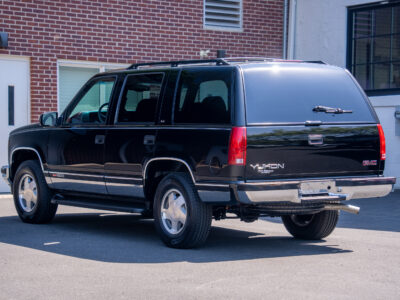 17K-Mile 1999 GMC Yukon 1500 4X4 Photo Gallery — Photo 18