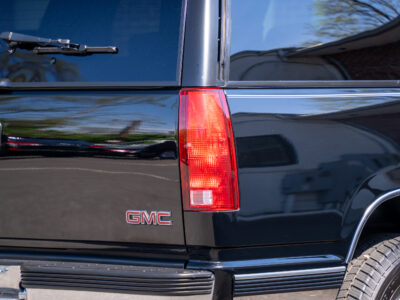 17K-Mile 1999 GMC Yukon 1500 4X4 Photo Gallery — Photo 48