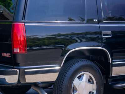 17K-Mile 1999 GMC Yukon 1500 4X4 Photo Gallery — Photo 49