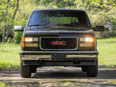 17K-Mile 1999 GMC Yukon 1500 4X4 Photo Gallery — Photo 8
