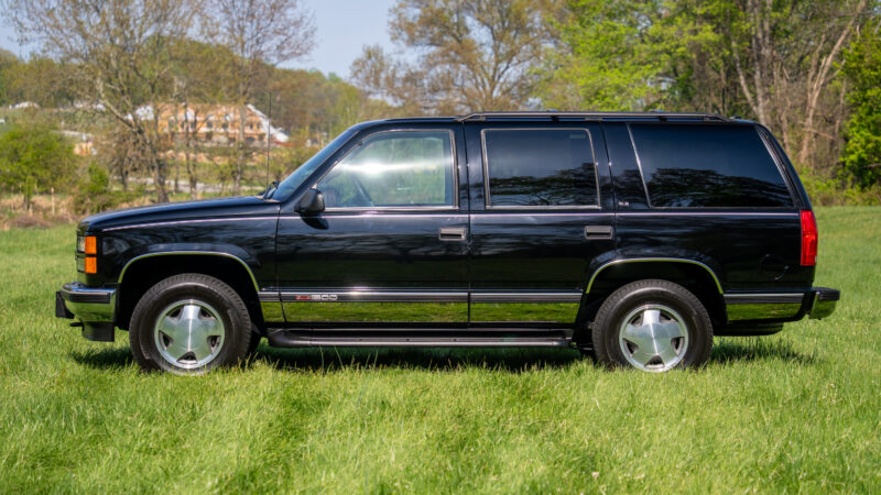 17K-Mile 1999 GMC Yukon 1500 4X4