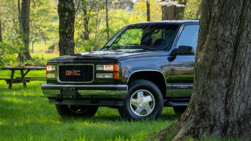 17K-Mile 1999 GMC Yukon 1500 4X4