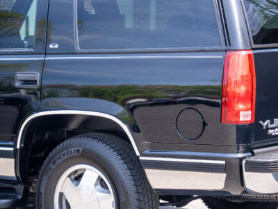 17K-Mile 1999 GMC Yukon 1500 4X4 Photo Gallery — Photo 41