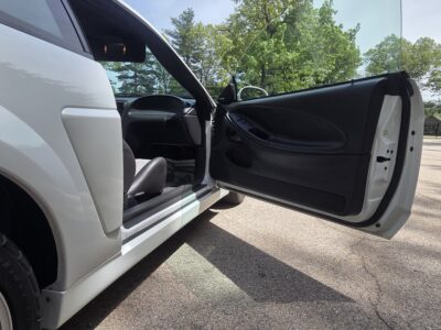 17K-Mile 2003 Ford Mustang SVT Cobra Coupe Photo Gallery — Photo 112