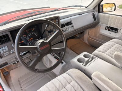 27K-Mile 1992 Chevrolet K1500 Blazer 2 Door 4X4 Photo Gallery — Photo 57