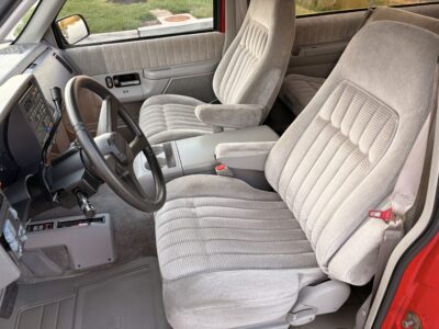 27K-Mile 1992 Chevrolet K1500 Blazer 2 Door 4X4 Photo Gallery — Photo 59