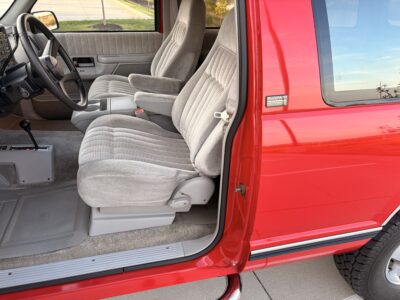 27K-Mile 1992 Chevrolet K1500 Blazer 2 Door 4X4 Photo Gallery — Photo 60