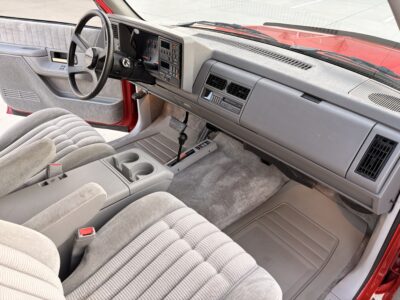 27K-Mile 1992 Chevrolet K1500 Blazer 2 Door 4X4 Photo Gallery — Photo 71