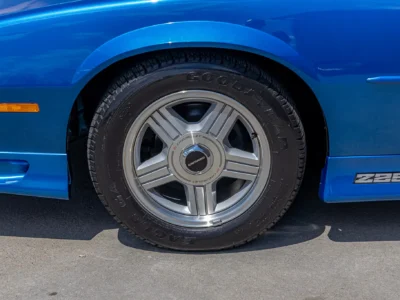 7K-Mile 1991 Chevrolet Camaro Z28 Convertible 5 Speed Manual Photo Gallery — Photo 9