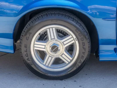 7K-Mile 1991 Chevrolet Camaro Z28 Convertible 5 Speed Manual Photo Gallery — Photo 11