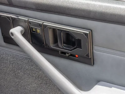 7K-Mile 1991 Chevrolet Camaro Z28 Convertible 5 Speed Manual Photo Gallery — Photo 46
