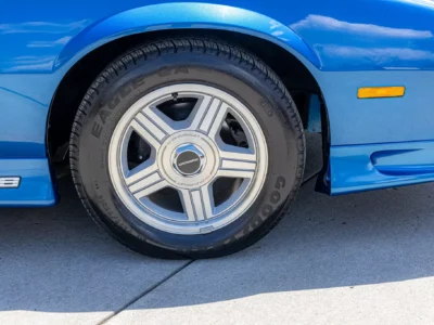 7K-Mile 1991 Chevrolet Camaro Z28 Convertible 5 Speed Manual Photo Gallery — Photo 12