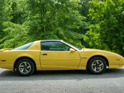 29K-Mile 1992 Pontiac Firebird T-Top V6 Photo Gallery — Photo 15