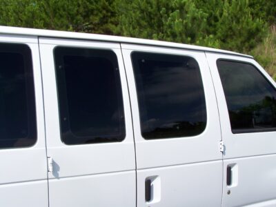 5K-Mile 2011 Ford E150 XL Club Wagon 8 Passenger Photo Gallery — Photo 22