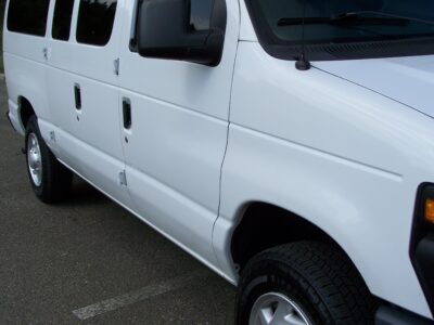 5K-Mile 2011 Ford E150 XL Club Wagon 8 Passenger Photo Gallery — Photo 13
