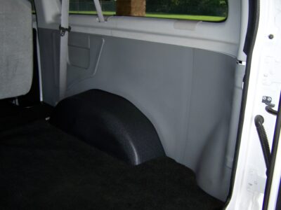 5K-Mile 2011 Ford E150 XL Club Wagon 8 Passenger Photo Gallery — Photo 56