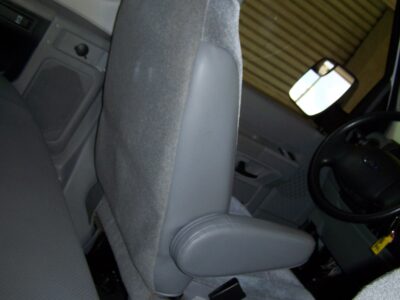5K-Mile 2011 Ford E150 XL Club Wagon 8 Passenger Photo Gallery — Photo 65