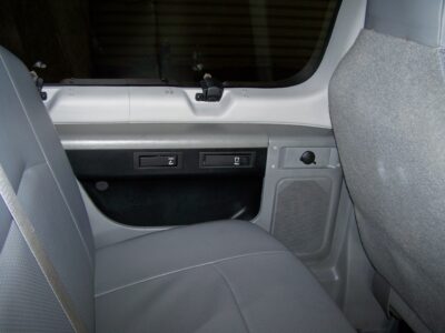 5K-Mile 2011 Ford E150 XL Club Wagon 8 Passenger Photo Gallery — Photo 69