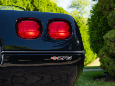 58-Mile 1990 Chevrolet Corvette ZR1 Photo Gallery — Photo 110