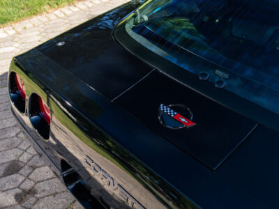 58-Mile 1990 Chevrolet Corvette ZR1 Photo Gallery — Photo 113