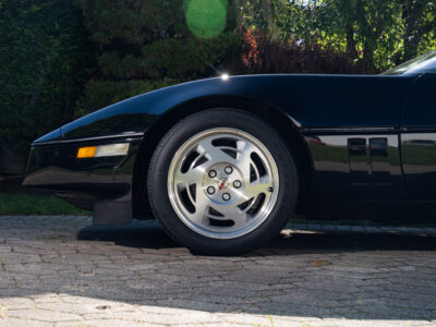 58-Mile 1990 Chevrolet Corvette ZR1 Photo Gallery — Photo 128