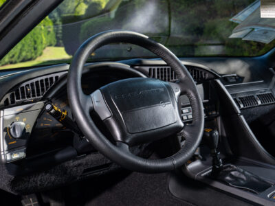 58-Mile 1990 Chevrolet Corvette ZR1 Photo Gallery — Photo 169